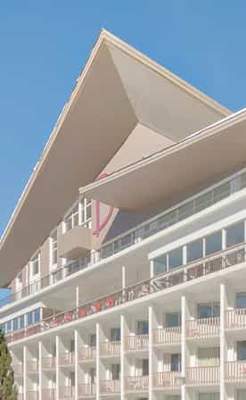 Façade du Belambra Clubs Gourette - Lou Sarri au cœur des montagnes des Pyrénées.