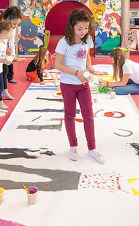 Enfants jeux au club enfants