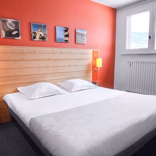 PRAZ-SUR-ARLY_10080_36+704_2C4ET_chambre_photo1.JPG