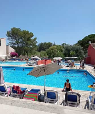 swimming poool colle sur loup