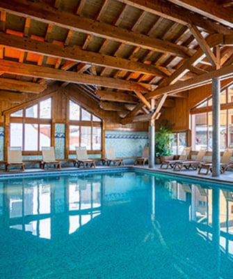 Piscine les Ménuires en hiver