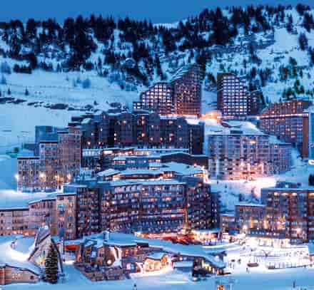 Prévisions météo à Avoriaz : Guide pour des vacances sereines au ski