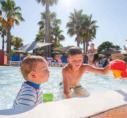1 clic, une réservation et hop déjà à la piscine !