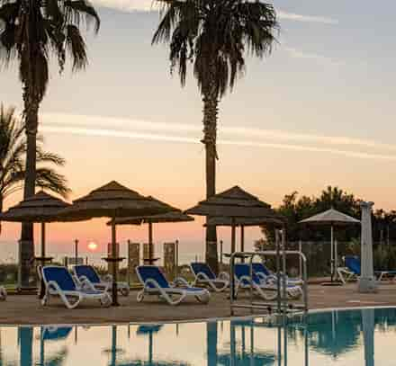 Piscine-Sunset-Borgo.jpg