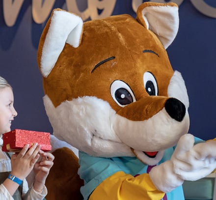 Enfants-Mascotte-Cadeaux.jpg