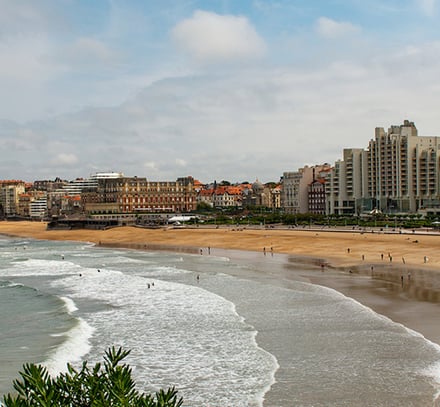 Biarritz-iStock-981468622.jpg