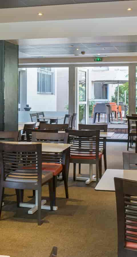 4-PARI00000_IINE18_014.jpg